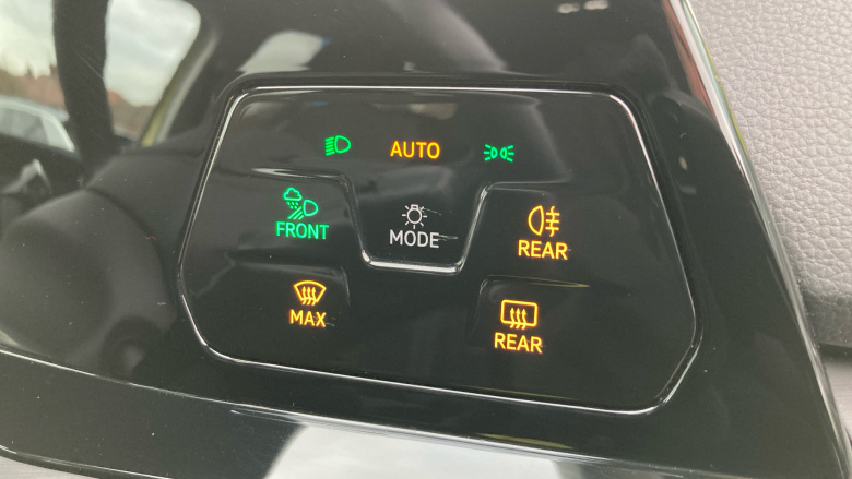 Volkswagen Golf 1.4 TSI eHybrid Style 5dr DSG Hatchback